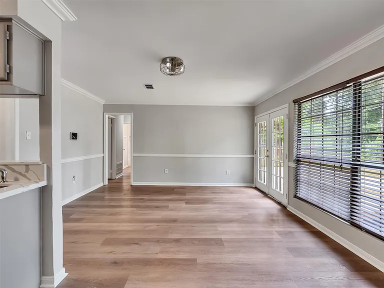 807 Dr Martin Luther King Jr Pl N — Photo 10