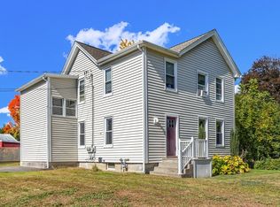 12 Chester St, Chicopee, MA 01013