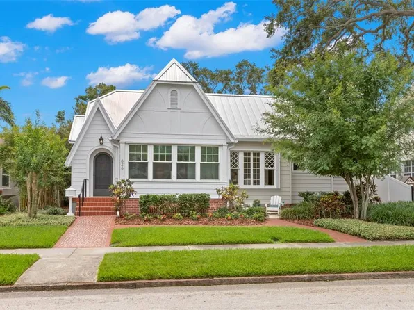 626 16th Ave NE, Saint Petersburg, FL 33704