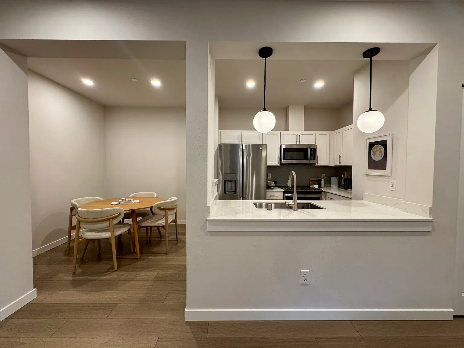 1 bed, 684 sqft, $2,700 — Photo 4