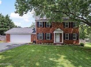 1806 Cannondale Rd, Knoxville, TN 37922