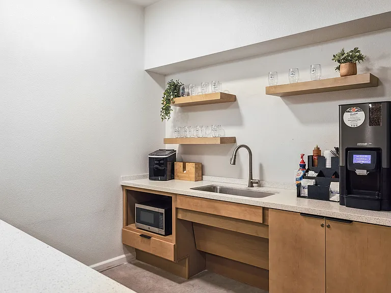 Pullman Lofts — Photo 51