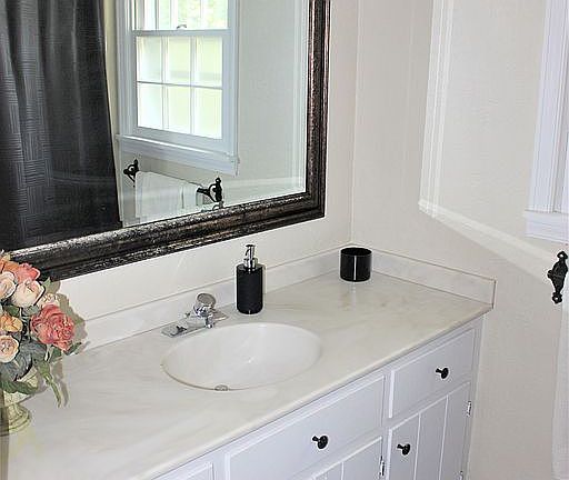 5th image of 10119 W Edgerton Ave
