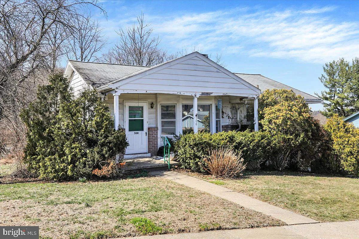 508 S Sterley St photo 1