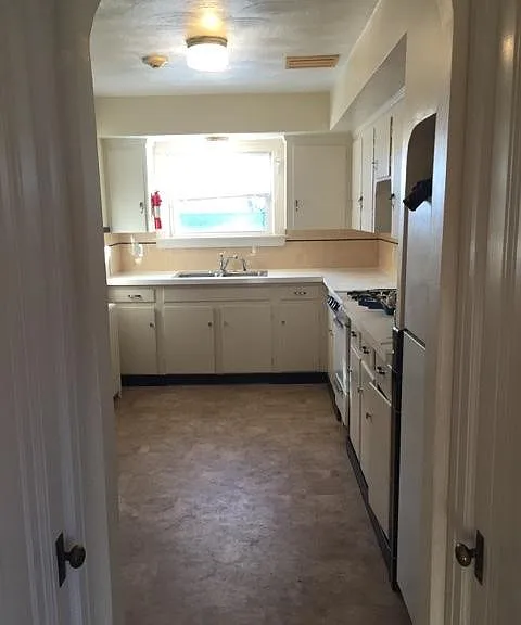 150 Norwood Ave #3B — Photo 3