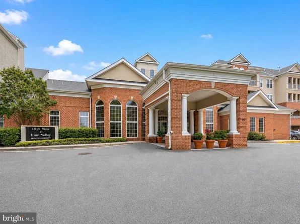 400 Symphony Cir Unit 146D, Cockeysville, MD 21030