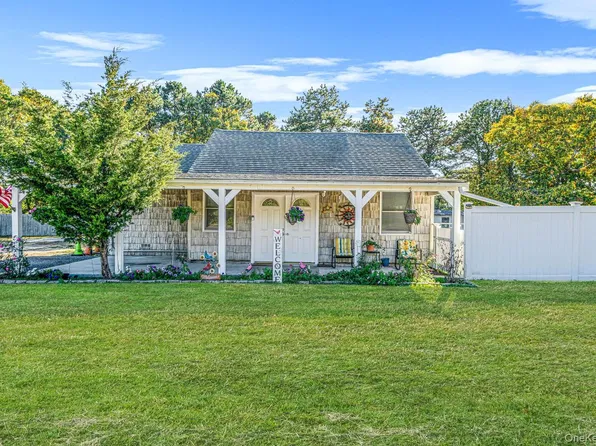350 Hawkins Road, Centereach, NY 11720