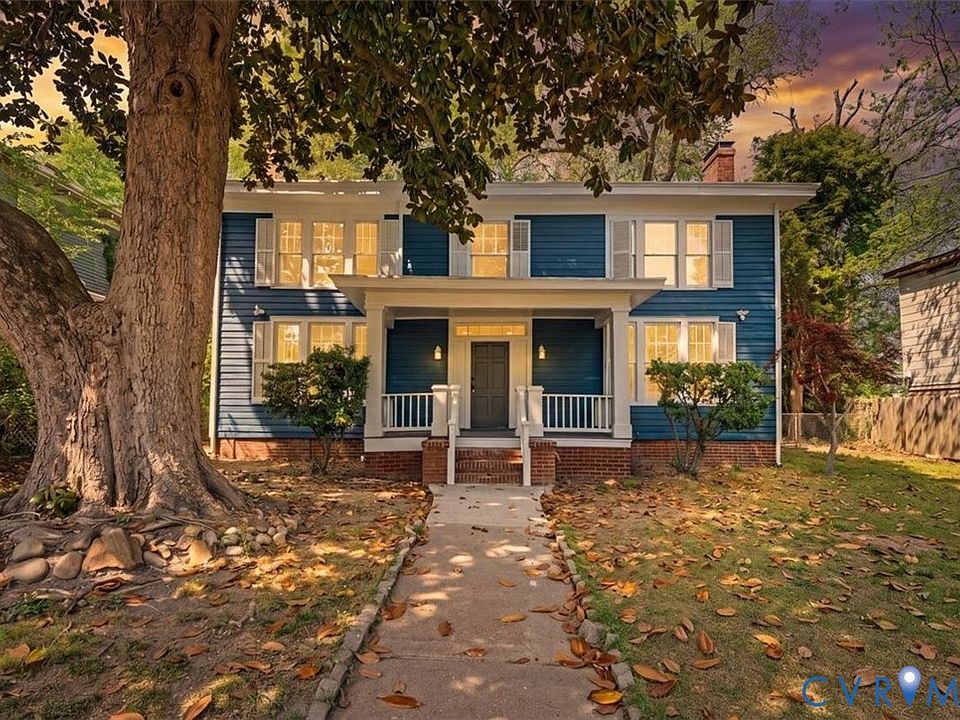 1st image of 223 Franklin St