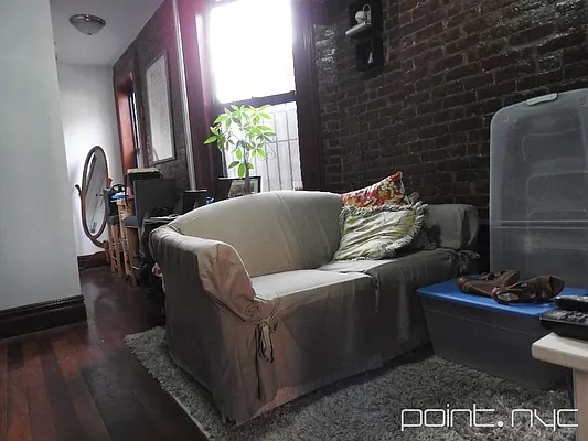 Rented by Point NYC | media 14