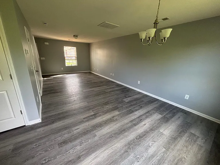 22 Jones Creek Cir — Photo 4