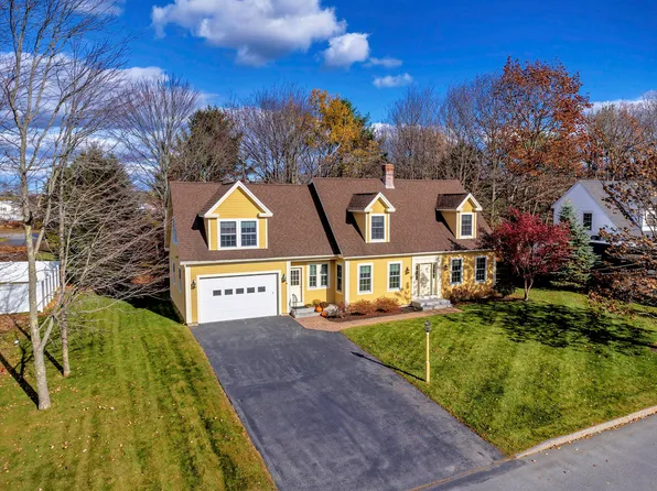 21 Buckthorn Circle, Saco, ME 04072