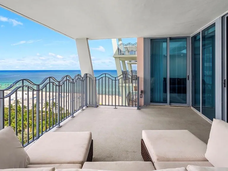 1500 Ocean Dr #5-unit UPH — Photo 1