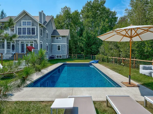 2 Rue Alarie Bay, Brome, QC J0E 1V0