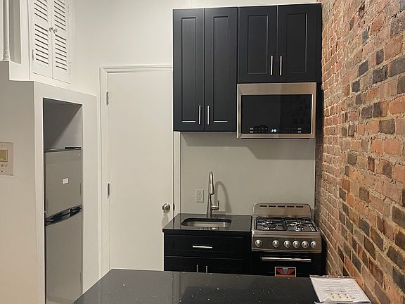 2nd image of 354 E 81st St APT A