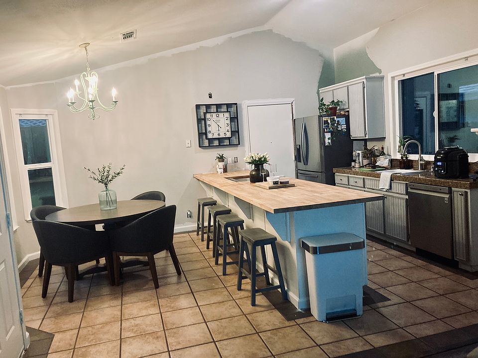 1st image of 1338 Puebla Way