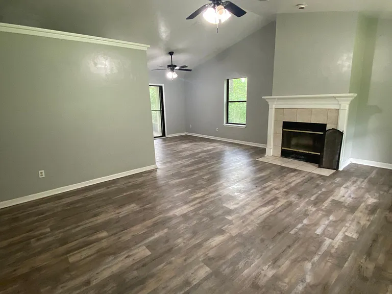 110 Ridgewood Dr — Photo 4