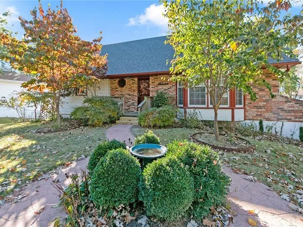 2701 NW 86th St, Kansas City, MO 64154