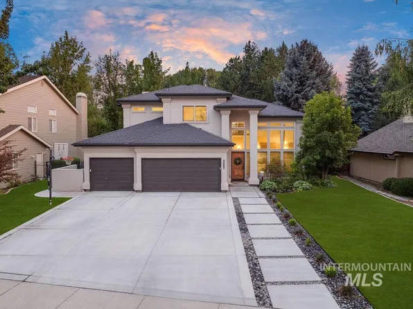 3057 E Nature Dr, Boise, ID 83706