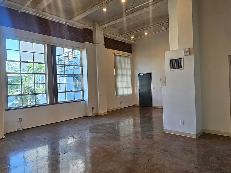 The Reserve Lofts — Photo 19