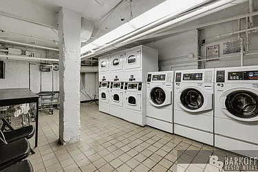 Rented by Barkoff Residential 