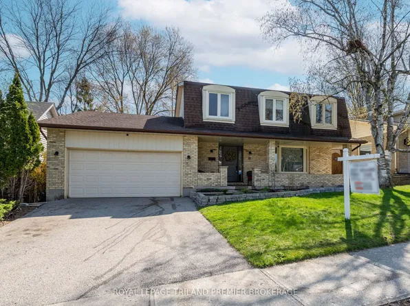 31 Foxcroft Cres, London, ON N6K 3A3