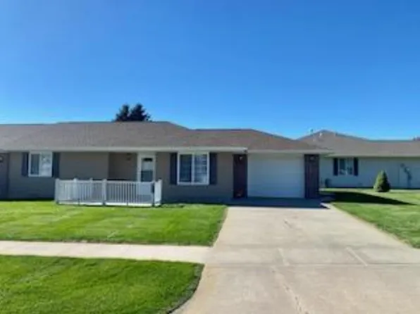 1201 Jonathan Cir, Norfolk, NE 68701