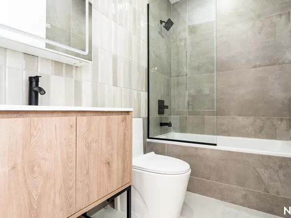 96 Moore Street image 18 of 29