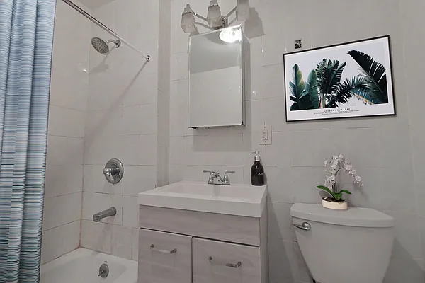 Rented by Platinum Properties | media 6