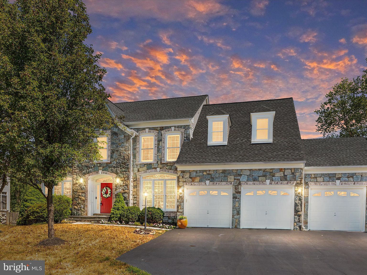 12616 Crabtree Falls Dr, Bristow, VA 20136 | MLS #VAPW2074518 | Zillow