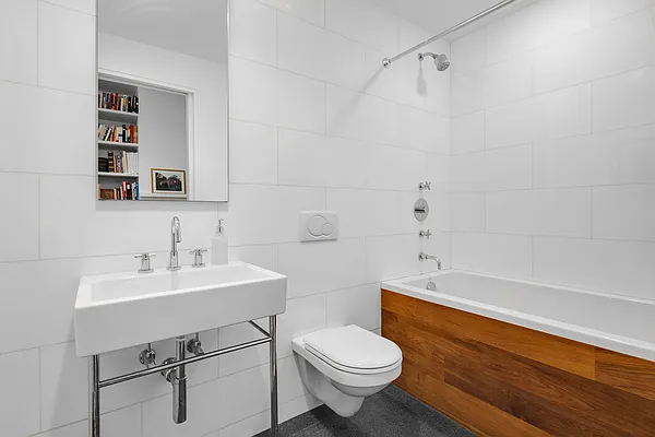 Sold by Coleman Real Estate Group | media 17