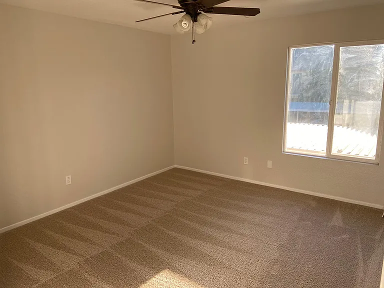 9728 Marilla Dr — Photo 13