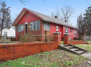 2405 N 43rd St, Kansas City, KS 66104