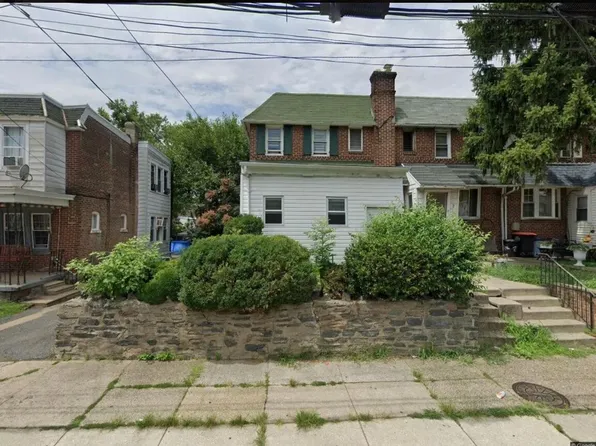 216 E 24th St, Chester, PA 19013
