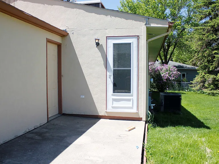 1309 Legeros Dr — Photo 2
