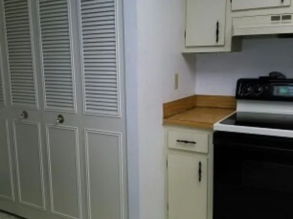 370 NW 76th Ave APT 104, Margate, FL 33063