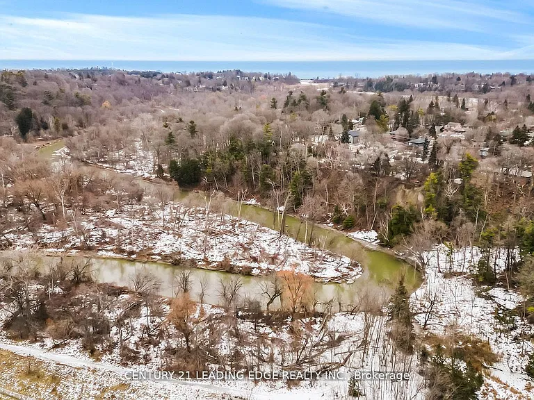 541 Rouge Hills Dr — Photo 43