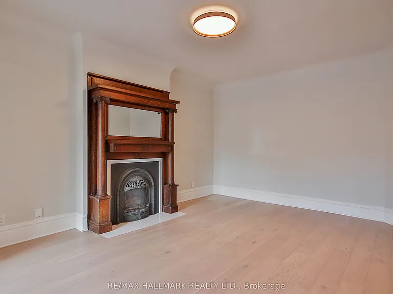 639 Broadview Ave #MAIN FL — Photo 11