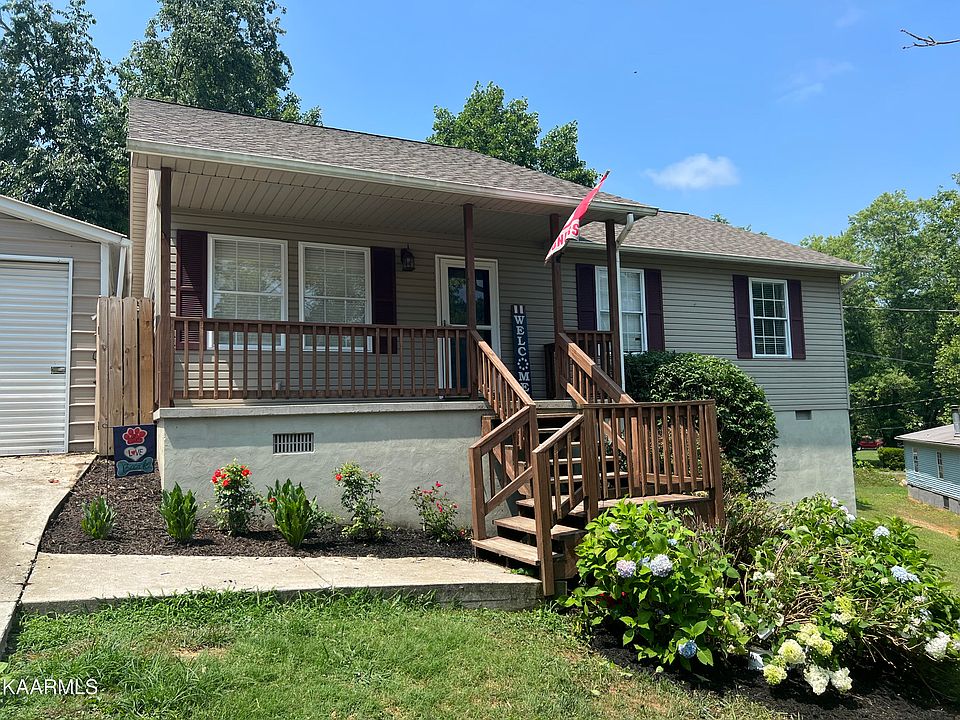 1st image of 906 Melton Hill Cir