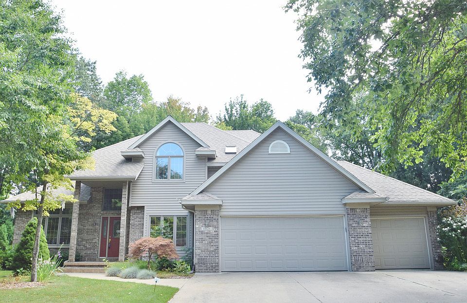1st image of 6026 Londonberrie Ct
