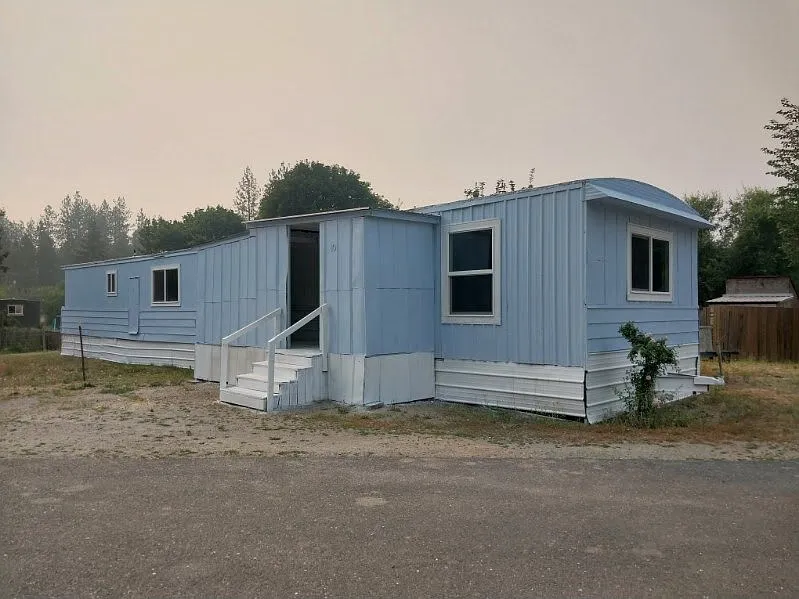 1990 W Old Kettle Rd #10