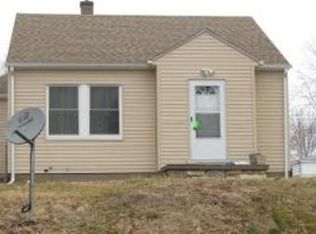 1508 W 37th St, Davenport, IA