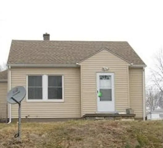 1508 W 37th St photo 1