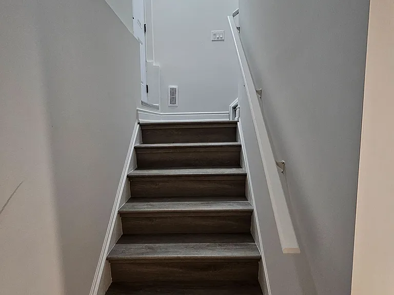 95 Northglen Blvd #BASEMENT — Photo 3
