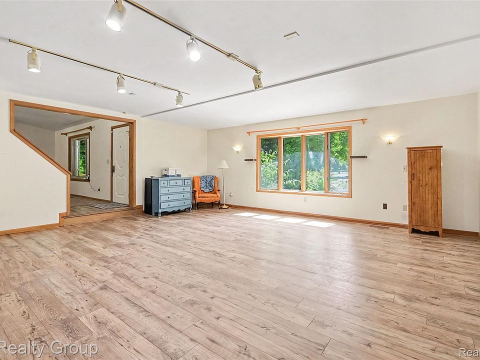 11471-31 Mile Rd, photo 28