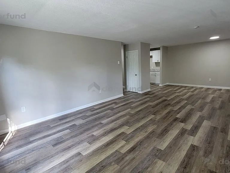 208 Columbus St #7 — Photo 3