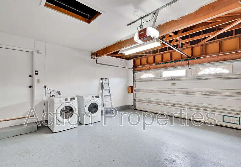 2126 Warmwood Ln — Photo 25