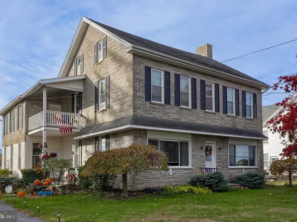 1258 Main St, East Earl, PA 17519