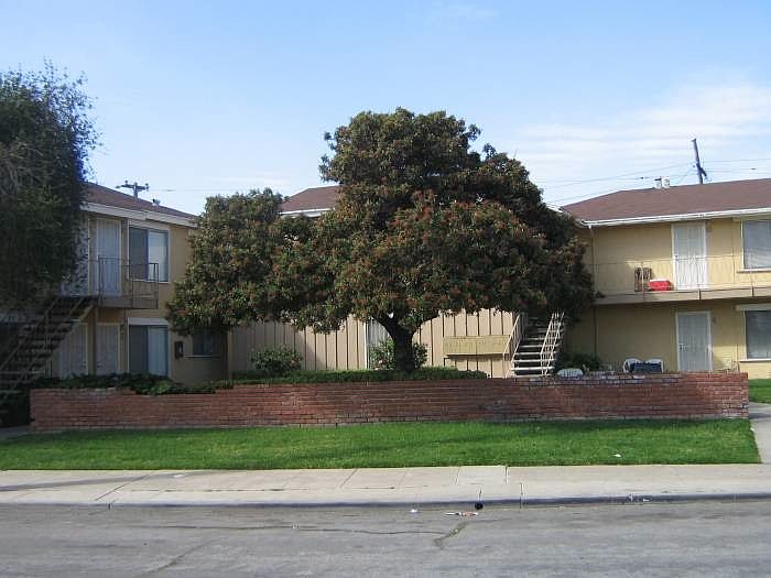 1st image of 4450 Boundary St APT 10
