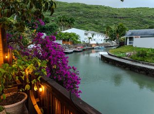 403 Kawaihae St, Honolulu, HI 96825