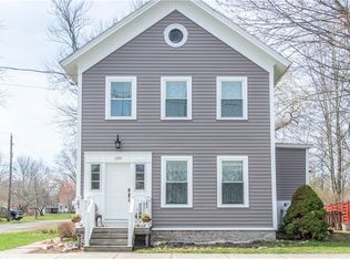 189 S Market St, Cape Vincent, NY 13618